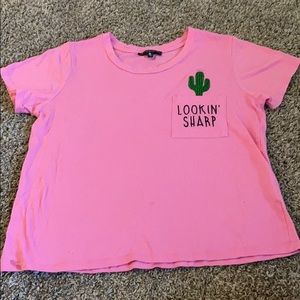 hot pink tee shirt